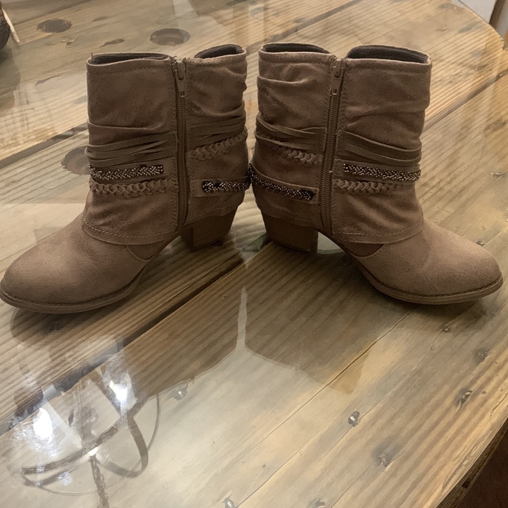 Booties - Picture 2 of 6